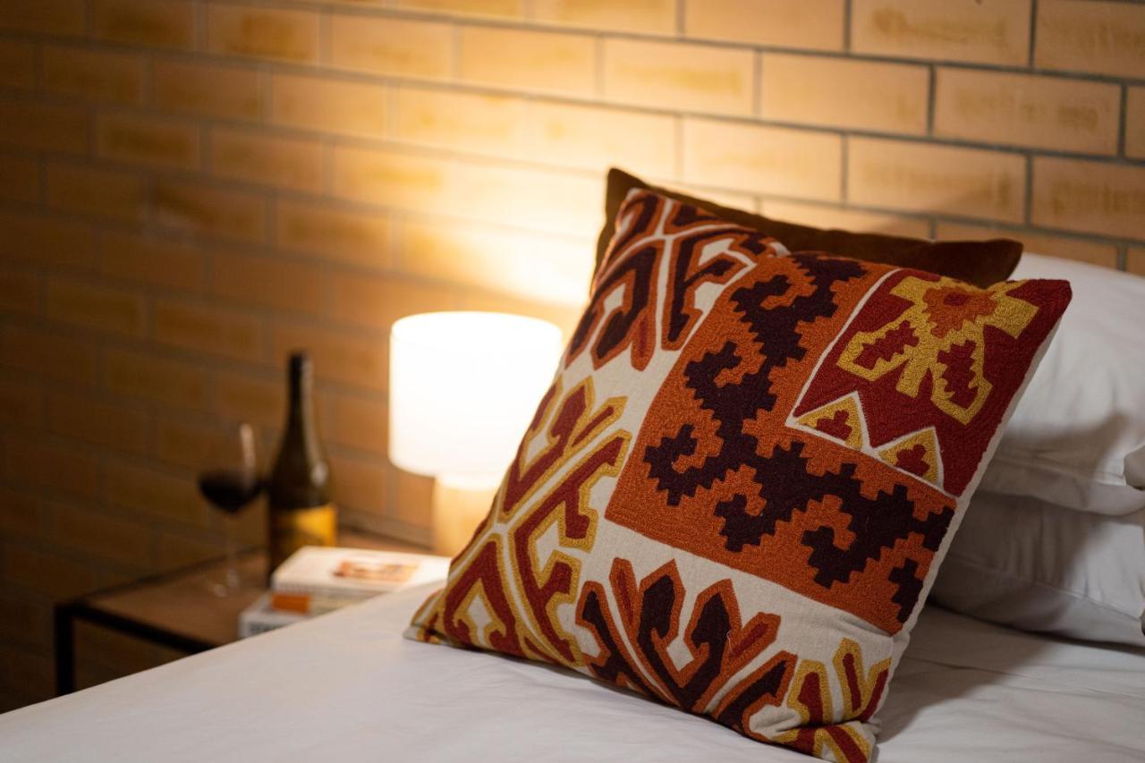 Bentley'S Hotel Clare Bagian luar foto
