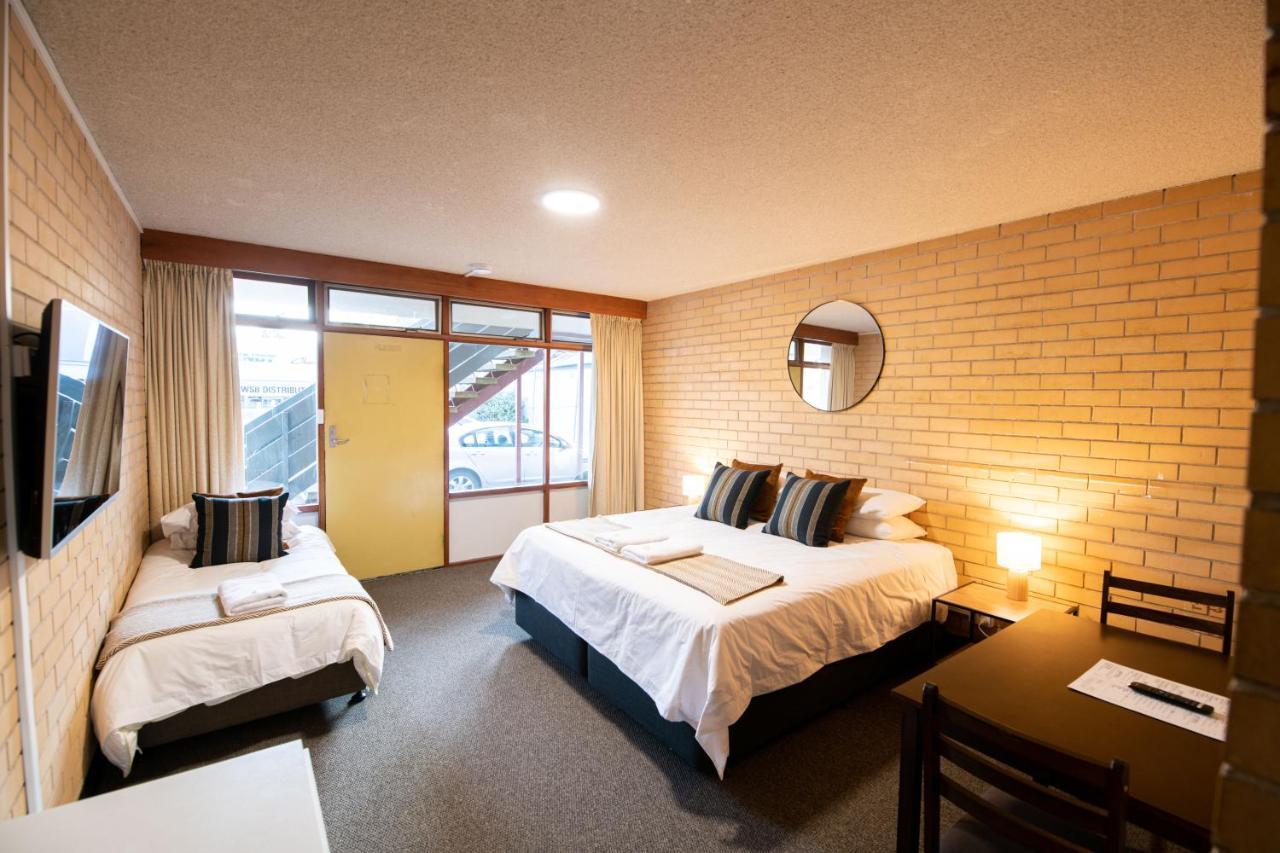Bentley'S Hotel Clare Bagian luar foto